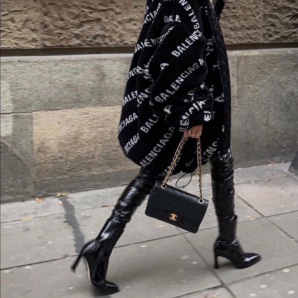 Balenciaga Fleece Jacket Fur Coat Faux Fur Stand Collar Logo Coat 100% Authentic - Picture 8 of 16